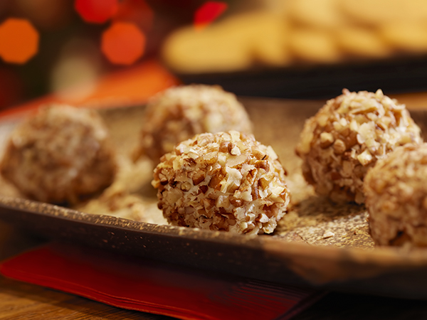 Mini cheese balls with crackers at Christmas time