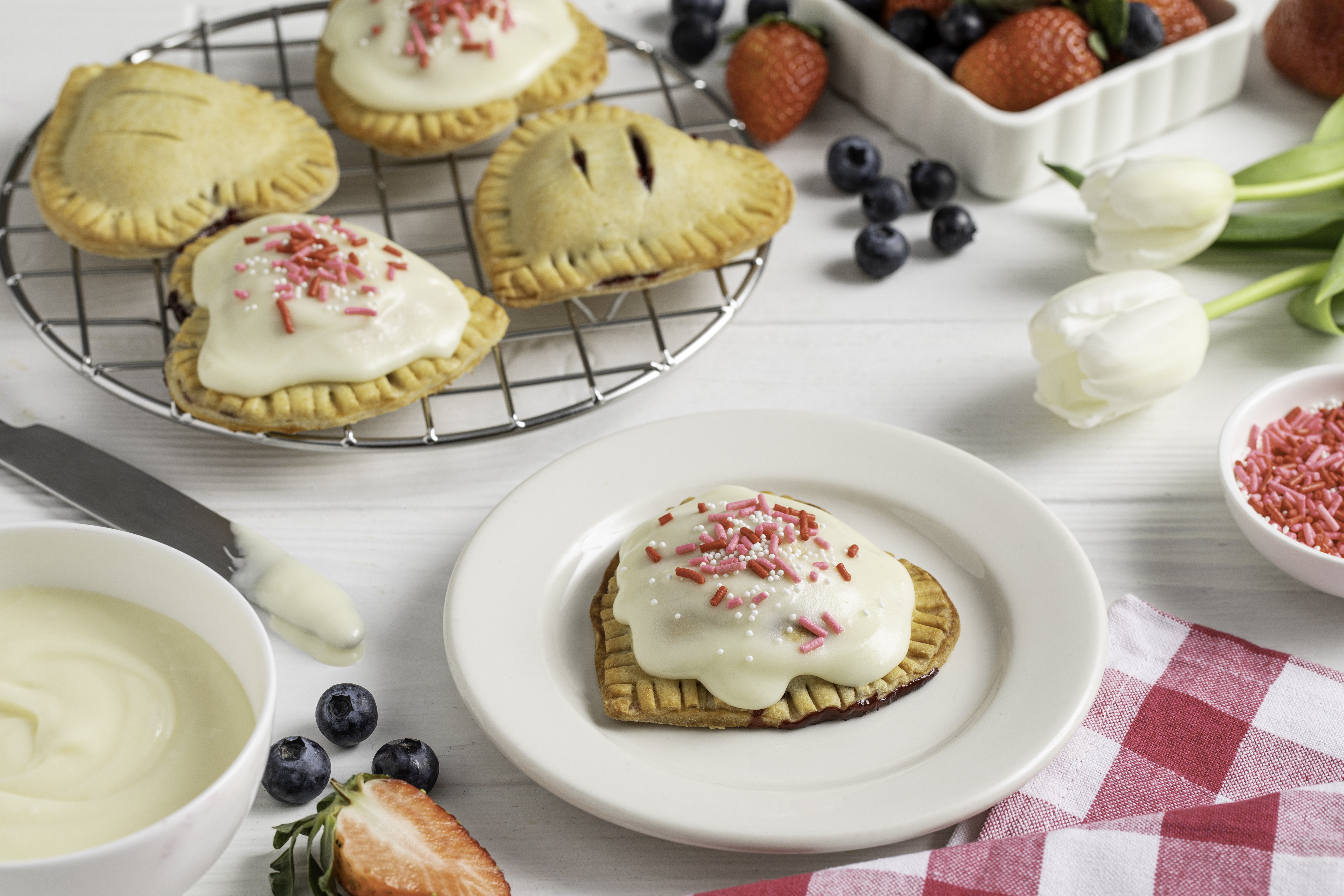 Food Club Heart-Shaped Berry Hand Pies