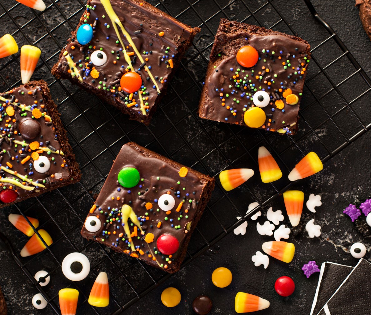 Leftover Halloween Candy Brownies